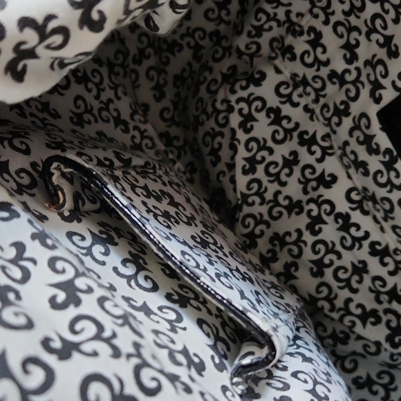 Hobo International shoulder black purse - Picture 6 of 11